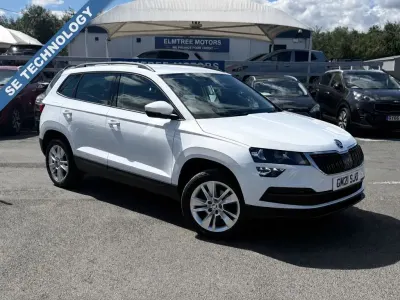 Used Skoda Karoq SE Technology 150 HP (110 kW) 2021 White SUV
