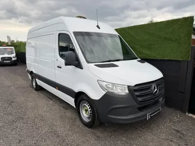 Begagnad Mercedes Sprinter Progressive 2021 Vit Van