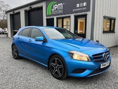 Used Mercedes A180 SE 2014 Blue Hatchback