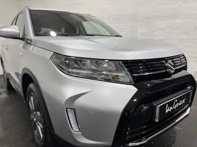 Nuevo Suzuki Vitara 129 CV (94 kW) 2025 Plateado Utilitario