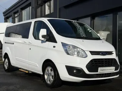 Used Ford Tourneo Custom Titanium 130 HP (95 kW) 2019 White Van