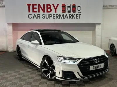 Usado Audi A8 Black Edition 286 HP (210 kW) 2021 Branco Sedan