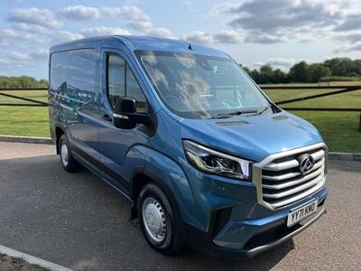 Maxus V90