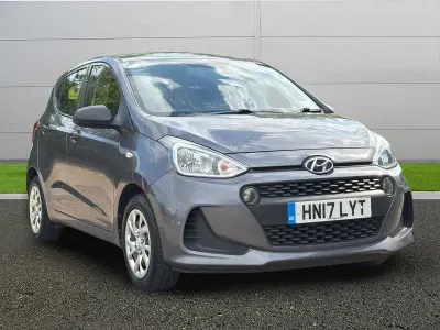Used Hyundai i10 67 HP (49 kW) 2017 Grey Hatchback