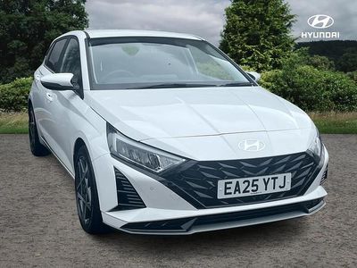 Used Hyundai i20 Premium 99 HP (72 kW) 2025 White Hatchback
