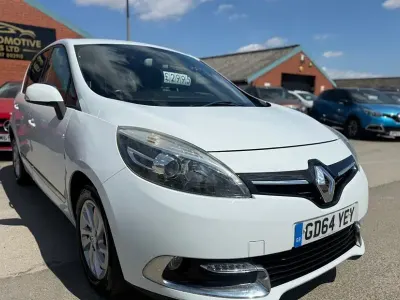 Used Renault Scénic III Dynamique 110 HP (80 kW) 2015 Estate
