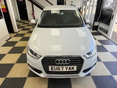Used Audi A1 Sport 95 HP (69 kW) 2017 White Hatchback