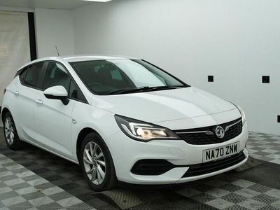 Used Vauxhall Astra Business Edition 105 HP (77 kW) 2020 White Hatchback
