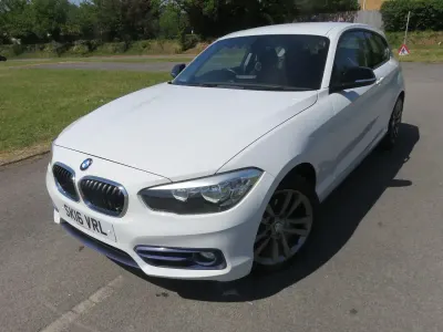 Used BMW 118 Sport Line 2016 White Hatchback