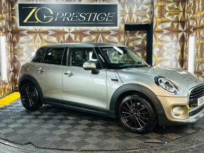 Used Mini Cooper Hatch 116 HP (85 kW) 2018 Silver Hatchback