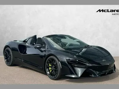 New McLaren Artura 700 HP (514 kW) 2026 Black Cabriolet