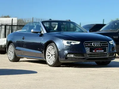 Usado Audi S5 Cabriolet Design 333 HP (244 kW) 2014 Azul Cabrios