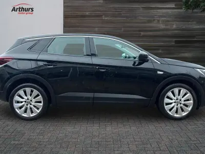 Used Vauxhall Grandland X Elite 130 HP (95 kW) 2020 Black SUV