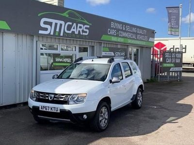 Used Dacia Duster Lauréate 110 HP (80 kW) 2017 White SUV