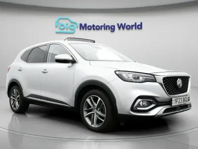 Usado MG HS Exclusive 162 HP (119 kW) 2023 Prateado SUV