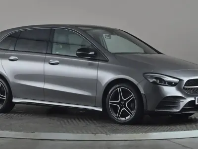 Begagnad Mercedes B250e AMG Line Premium Plus 218 HK (160 kW) 2022 Grå Minibuss