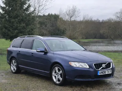 Used Volvo V70 SE Lux 2008 Blue Estate