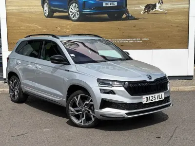 Used Skoda Karoq SportLine 110 HP (80 kW) 2025 Brilliant silver metallic SUV
