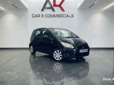 Begagnad Mitsubishi Colt 2009 Svart Halvkombi