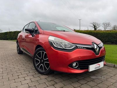Used Renault Clio IV Dynamique 75 HP (55 kW) 2013 Red Hatchback