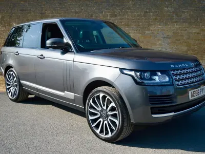 Used Land Rover Range Rover Vogue 339 HP (249 kW) 2016 Grey SUV
