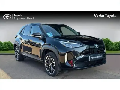 Usado Toyota Yaris Cross 113 HP (83 kW) 2024 Preto SUV