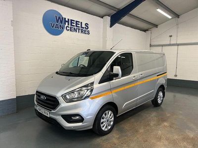 Used Ford Transit Custom Limited 130 HP (95 kW) 2022 Silver Van