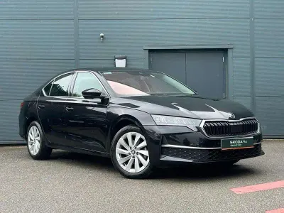 Used Skoda Octavia SE L 110 HP (80 kW) 2025 Black magic pearl effect Hatchback