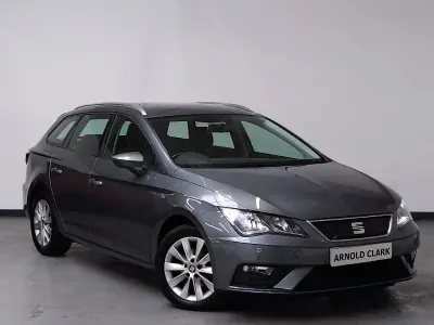 Usado Seat Leon Ecomotive 115 HP (84 kW) 2017 Cinzento Carrinha