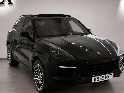 Used Porsche Cayenne 340 HP (250 kW) 2019 Black SUV