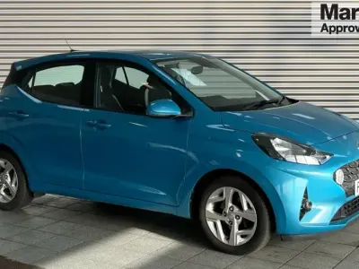 Gebraucht Hyundai i10 SE 67 PS (49 kW) 2022 Grün Kleinwagen