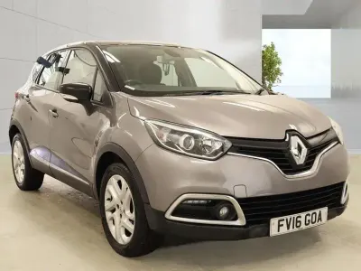 Used Renault Captur Dynamique 120 HP (88 kW) 2016 Grey/black SUV