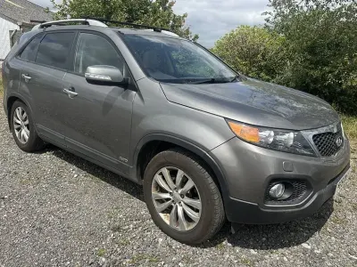 Used Kia Sorento 2011 Silver SUV