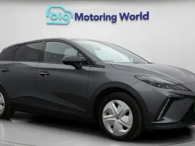 Used MG MG4 EV Trophy 150 kW (204 HP) 2025 Hatchback