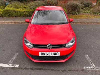 Begagnad VW Polo Edition 60 HK (44 kW) 2013 Röd Halvkombi