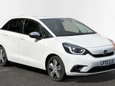 Second-hand Honda Jazz Hybrid 109 CP (80 kW) 2023 Alb Hatchback