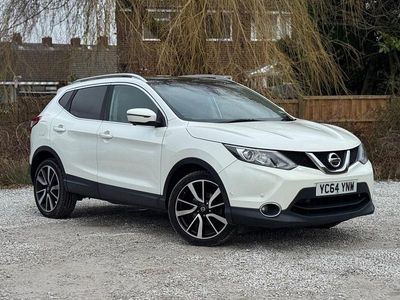 Used Nissan Qashqai Tekna 2014 White SUV