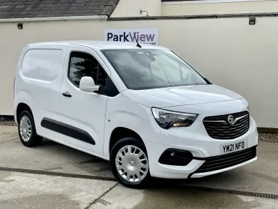 Used Vauxhall Combo Sportive 2021 White MPV