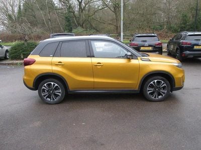 Used Suzuki Vitara SZ5 127 HP (93 kW) 2022 Yellow SUV