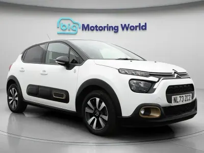 Używany Citroën C3 PureTech 110 KM (80 kW) 2023 Biały Hatchback