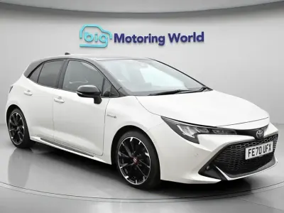 Used Toyota Corolla Sport 184 HP (135 kW) 2020 White Hatchback