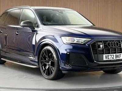 Used Audi Q7 Comfort 286 HP (210 kW) 2022 Blue SUV
