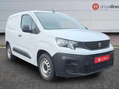 White Used 2023 Peugeot Partner Premium MPV | £9,995 (Good price)