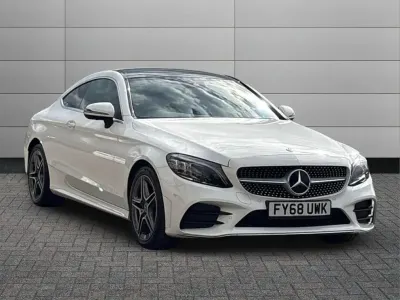 Second-hand Mercedes C300 AMG Line Premium Plus 254 CP (186 kW) 2018 Alb Coupe