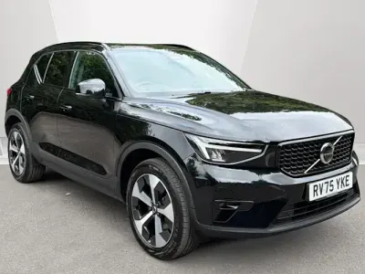 Used Volvo XC40 Plus 197 HP (144 kW) 2025 Black SUV