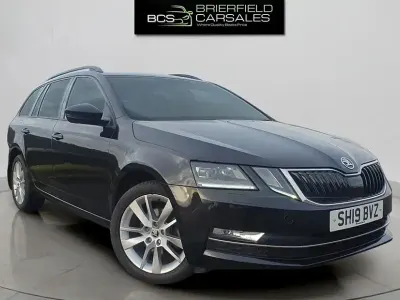 Usado Skoda Octavia SE L 150 HP (110 kW) 2019 Preto Carrinha