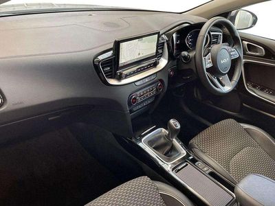 Used Kia Ceed Sportswagon 138 HP (101 kW) 2025 Silver Estate