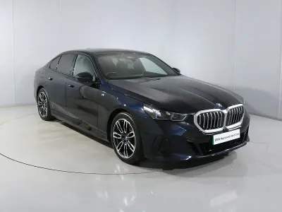 Usado BMW i5 M Sport 250 kW (340 CV) 2024 Negro Berlina