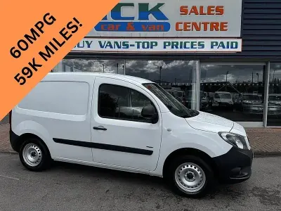 Usado Mercedes Citan 109 89 HP (65 kW) 2017 Branco Van