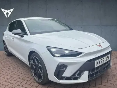 Used Cupra Leon 147 HP (108 kW) 2025 White Hatchback